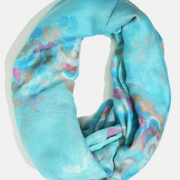 Aqua Floral Lightweight Infinity Scarf NWT - Picture 7 of 7